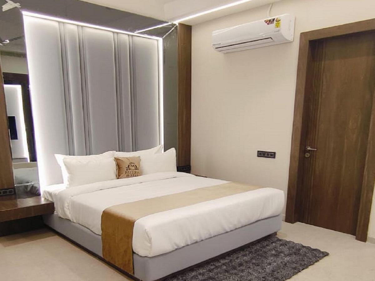 The Meera Hotel Ujjain Εξωτερικό φωτογραφία
