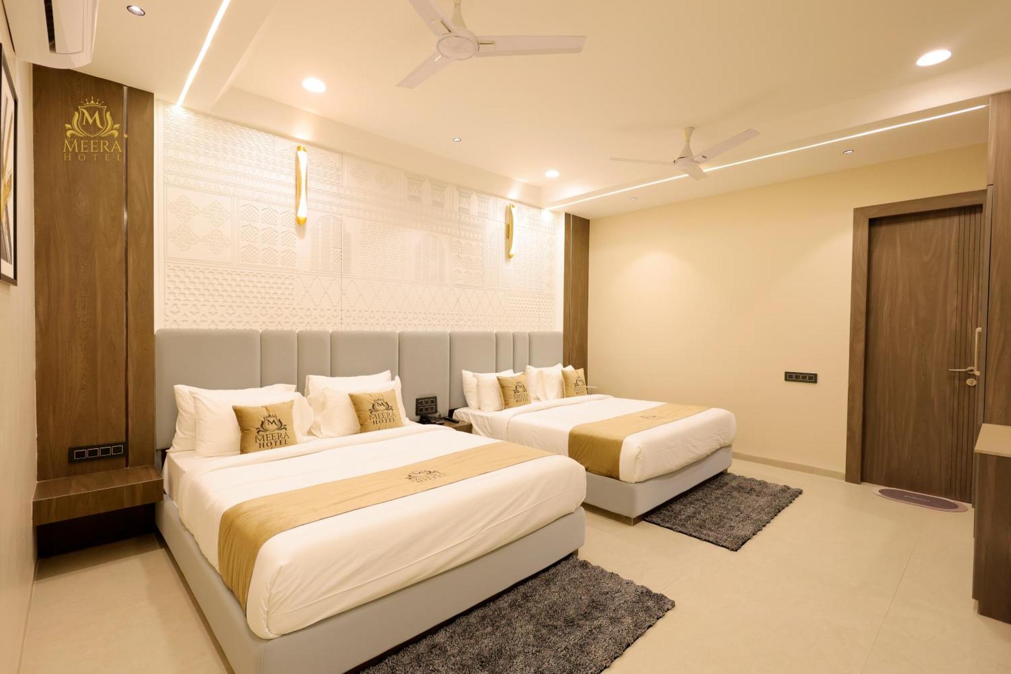 The Meera Hotel Ujjain Εξωτερικό φωτογραφία