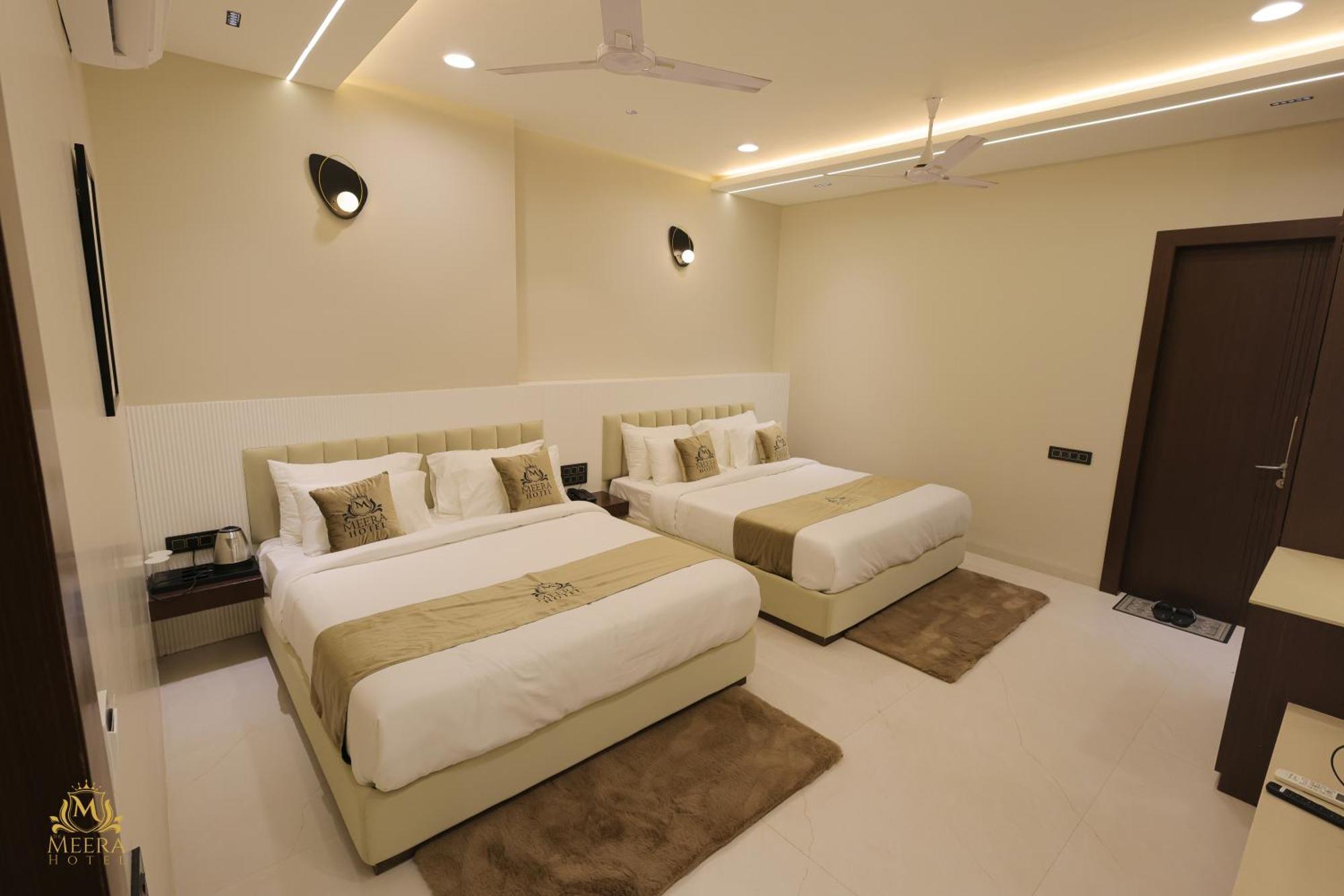 The Meera Hotel Ujjain Εξωτερικό φωτογραφία