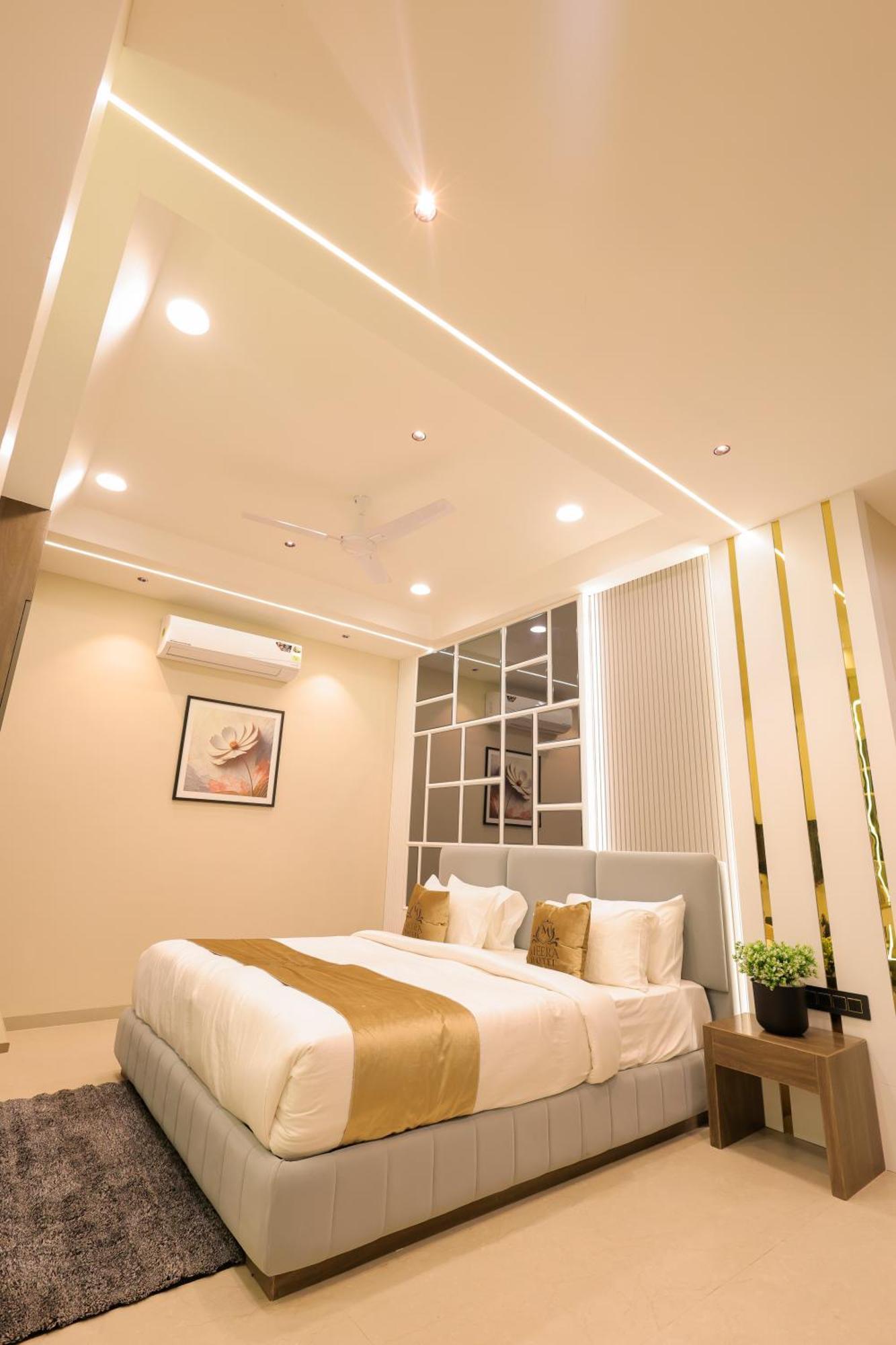 The Meera Hotel Ujjain Εξωτερικό φωτογραφία