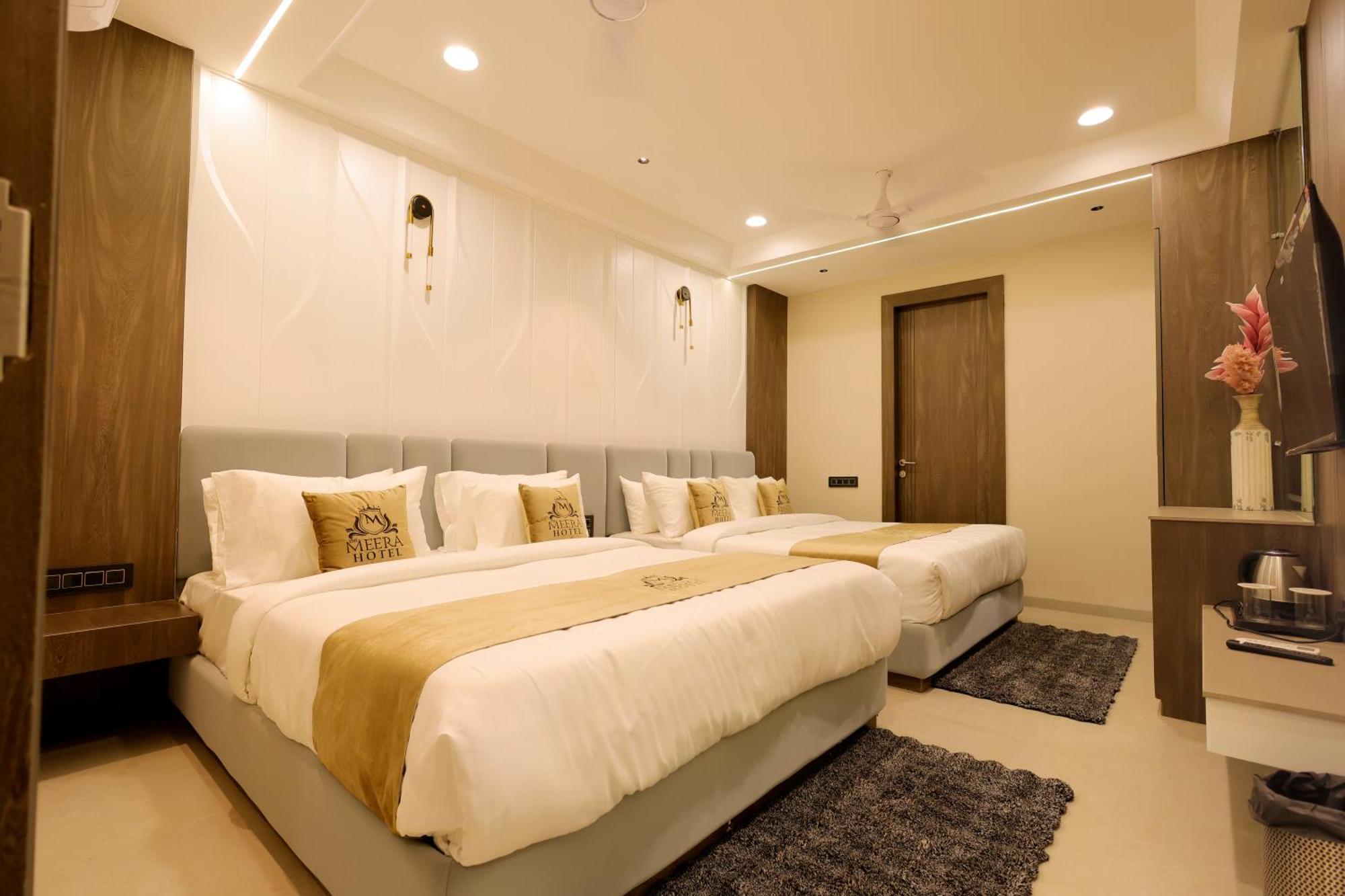 The Meera Hotel Ujjain Εξωτερικό φωτογραφία
