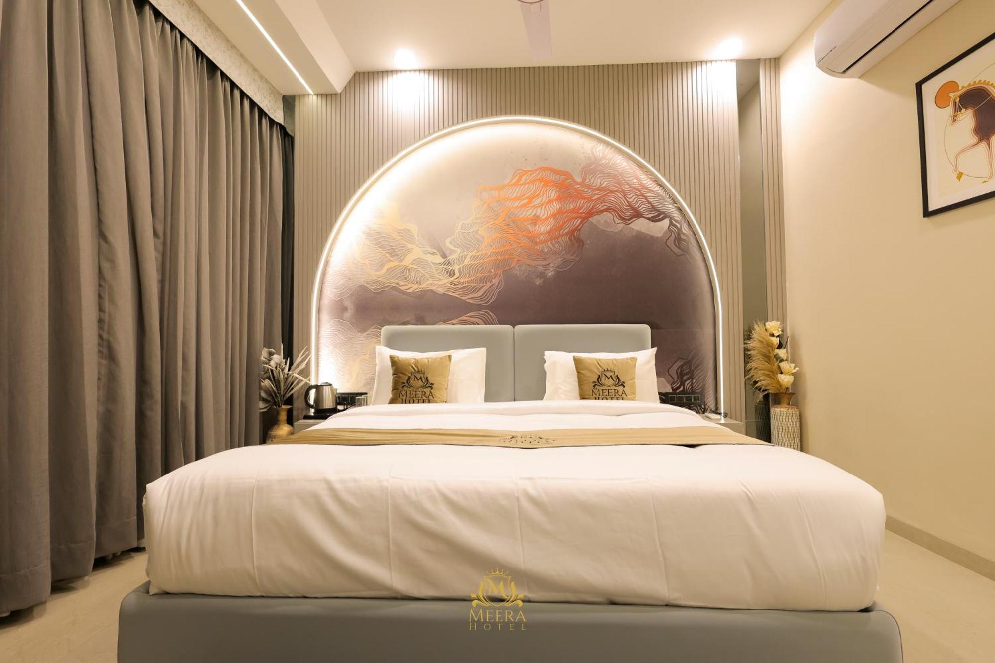 The Meera Hotel Ujjain Εξωτερικό φωτογραφία