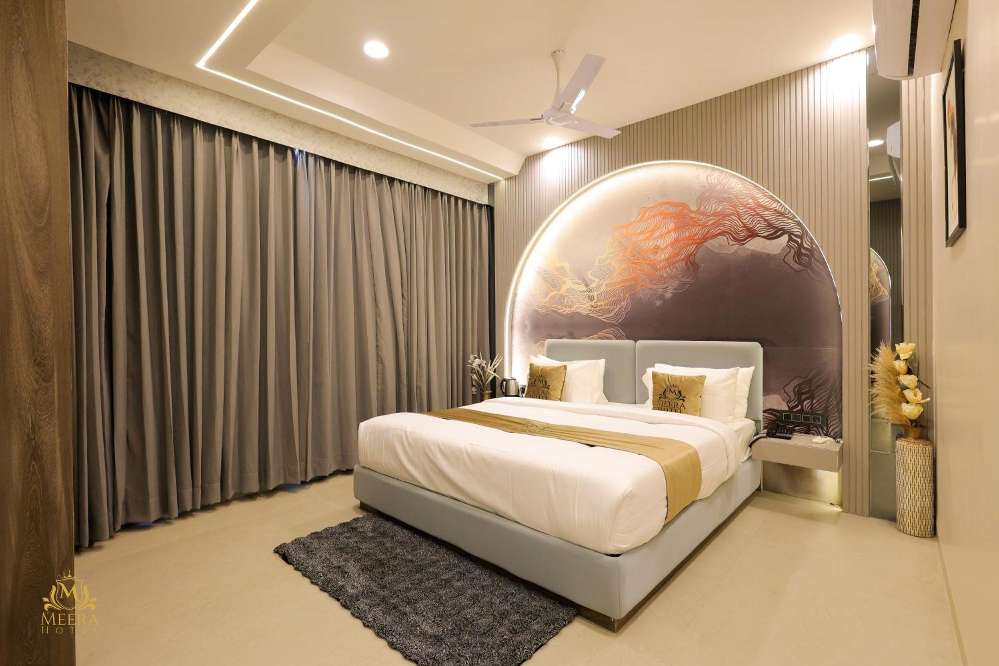 The Meera Hotel Ujjain Εξωτερικό φωτογραφία