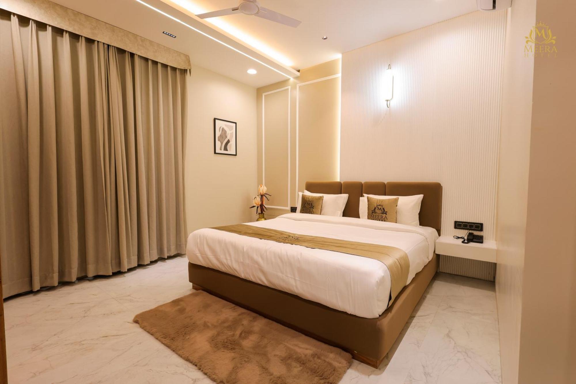 The Meera Hotel Ujjain Εξωτερικό φωτογραφία