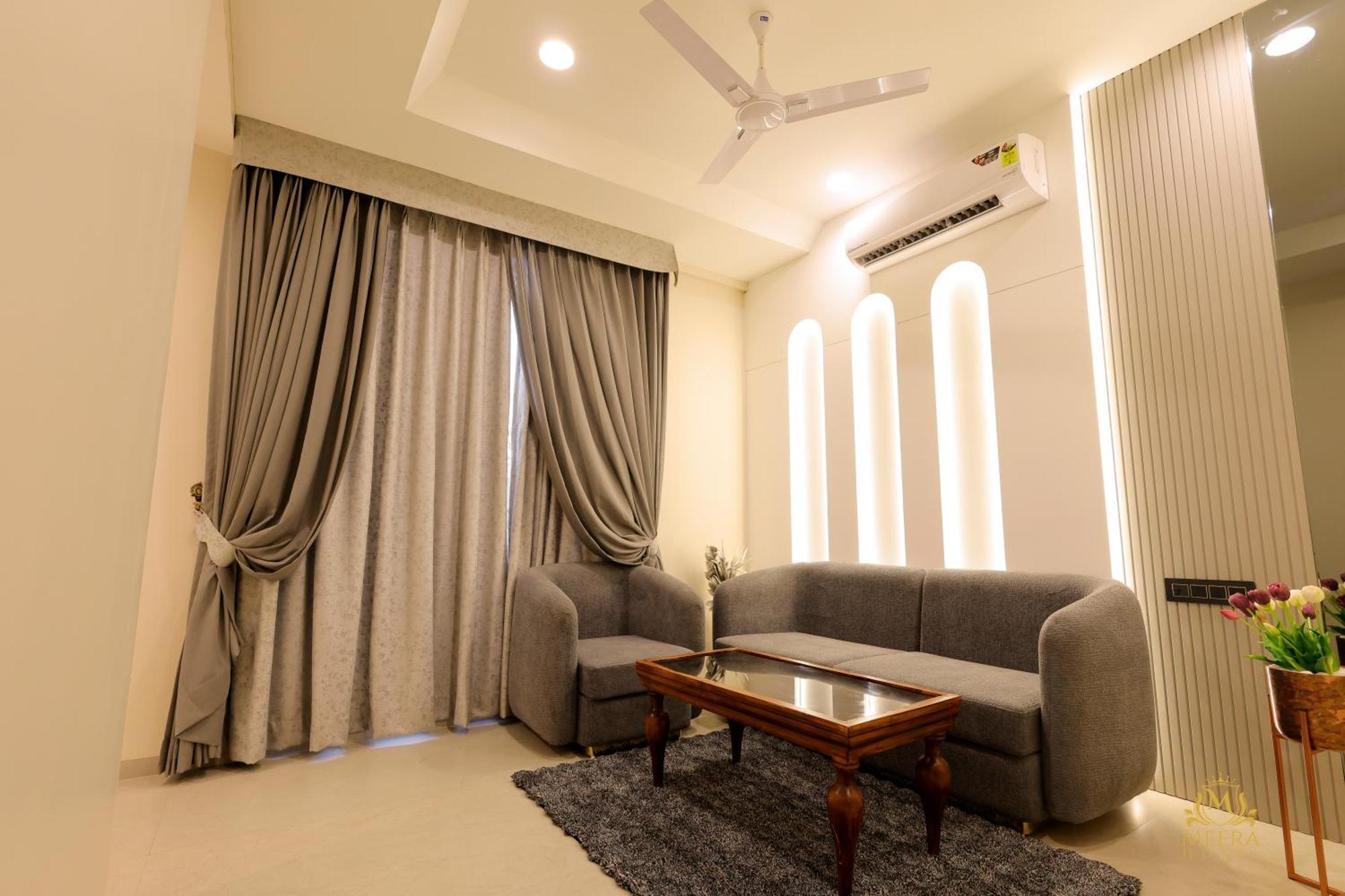 The Meera Hotel Ujjain Εξωτερικό φωτογραφία